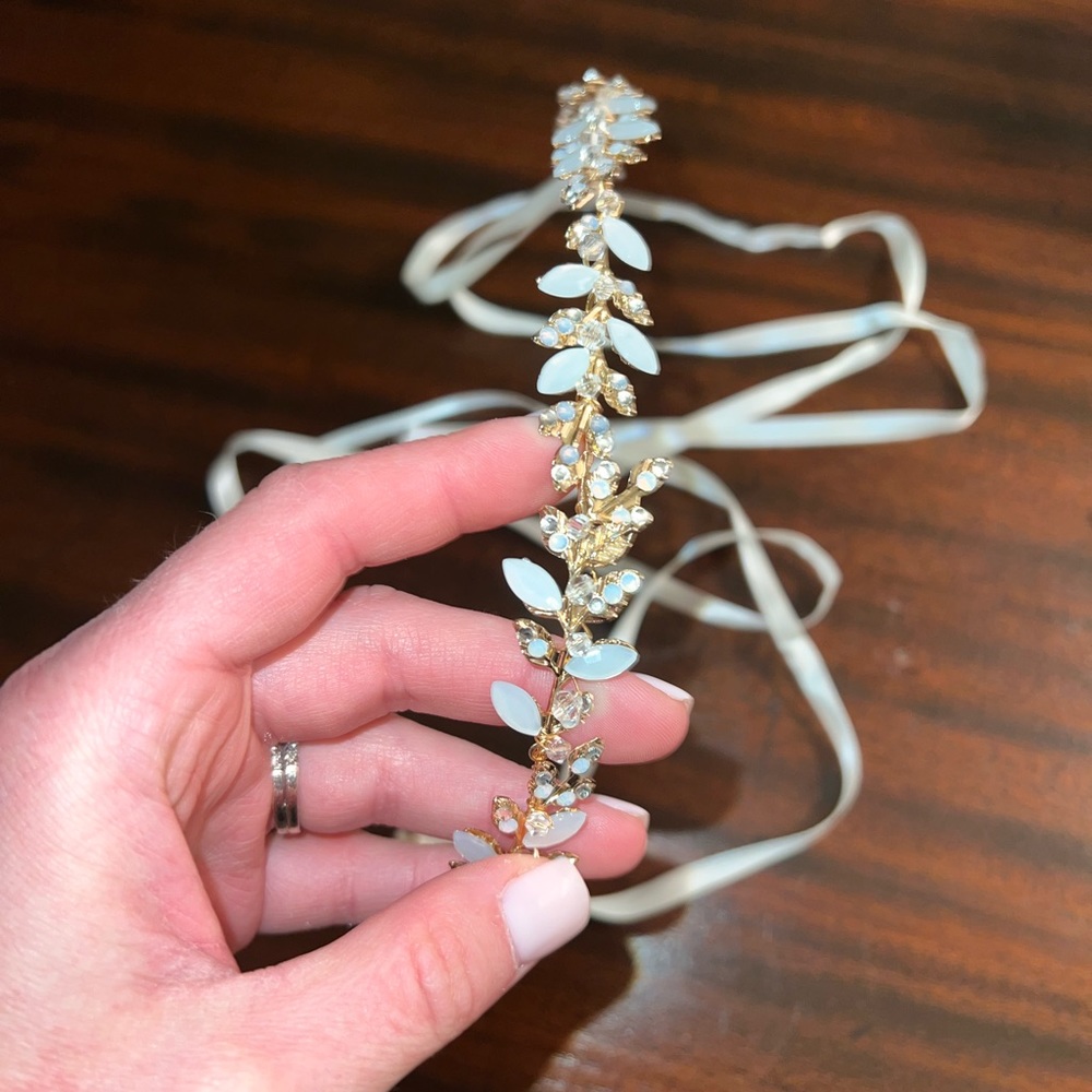 Bridal accessories